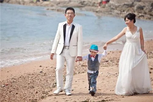 北京亲子婚纱照图片2017  亲子婚纱照怎么拍好看