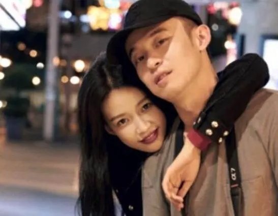 董子健孙怡是怎么认识的?