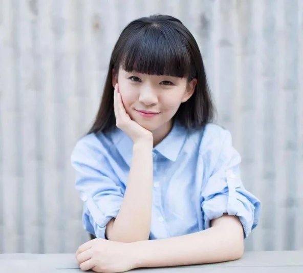 被杨丽萍放弃的小彩旗,21岁的她胖成了这样子!你还认得出她吗?