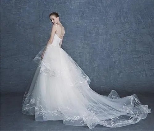 北京婚纱出租价格多少钱   婚纱租赁需要注意什么