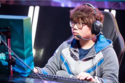 LPL转会消息汇总 无状态不退役