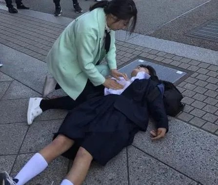 河南护士东京救人是怎么回事？