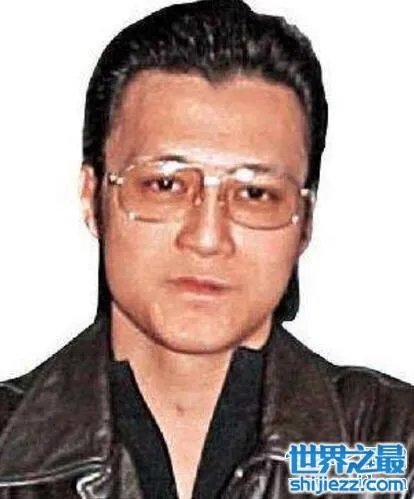 香港黑社会新义安五虎十杰，新义安背后的神秘人物 