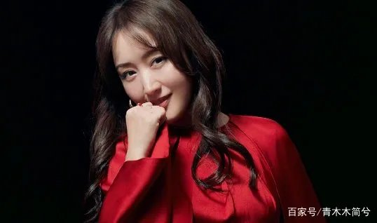 向华强花费百万请杨钰莹吃饭，赖文峰冲进去说：她是我的女人，发生了什么？