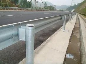 防撞墙和护栏有什么区别