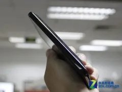 1.5GHz双核大屏 HTC Raider 4G售价稳定