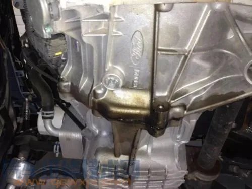 汽车发动机渗油要不要紧？发动机渗油怎么办好