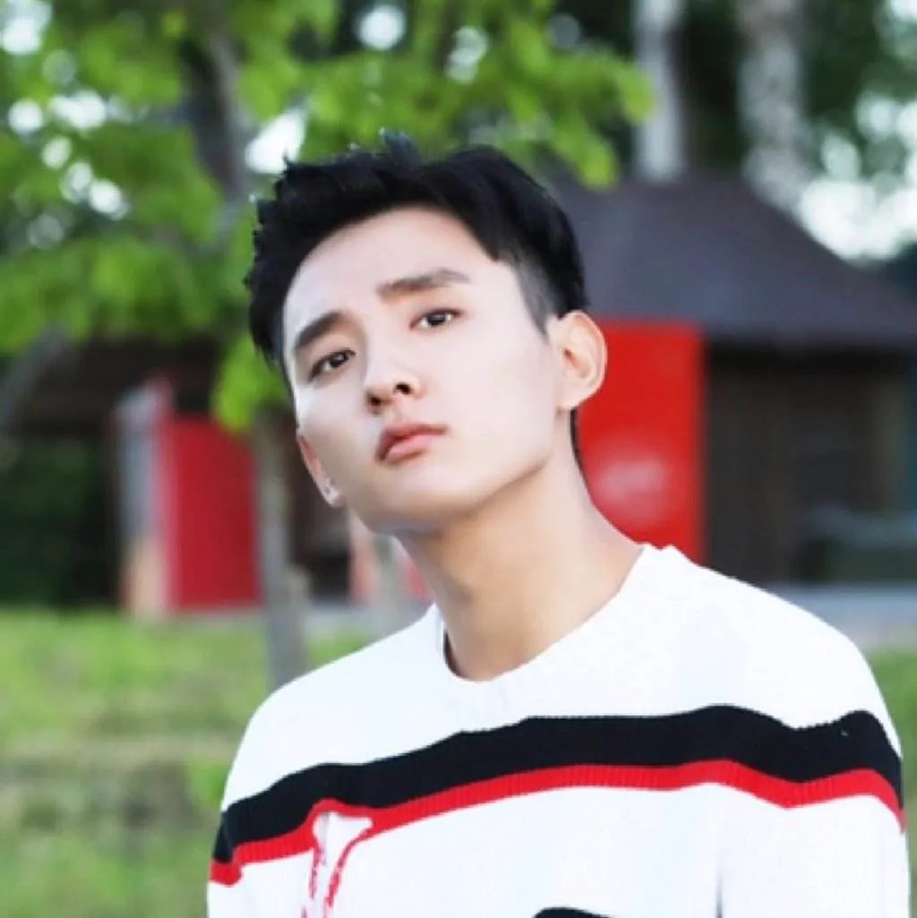 于小彤方否认与陈小纭分手，网友相信他的说法吗？