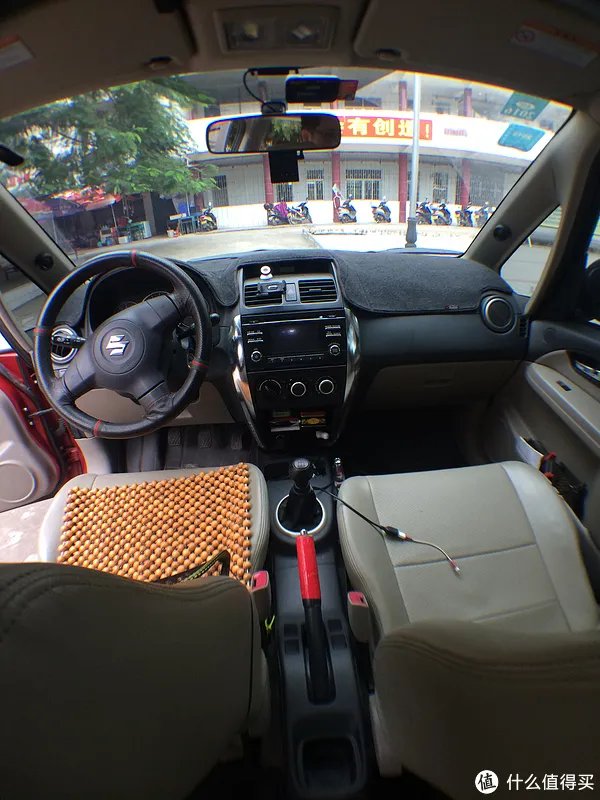 来吧，把iPad mini装进你的汽车中控！