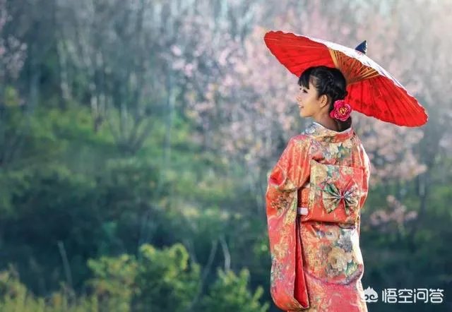 70-200镜头究竟是F2.8实用还是F4实用？