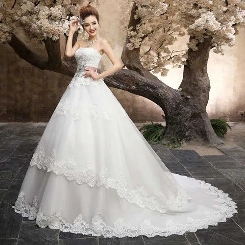 抹胸婚纱怎么穿　抹胸婚纱搭配小窍门