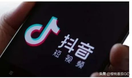 搜“快手”出来第一条却是“抖音”,快手索赔500万!你怎么看?