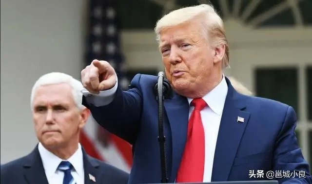 为什么美国那么多人确诊了,但是特朗普周围一直没事?