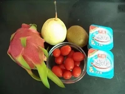 酸奶水果沙拉怎么做用什么酸奶啊