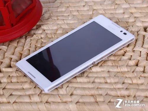 提升四核入门水准 索尼S39h仅售1730元