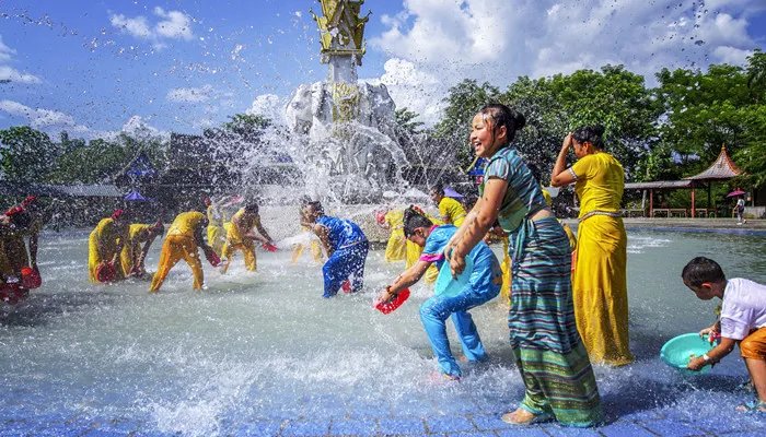 西双版纳属于云南哪个市区 西双版纳被称为什么