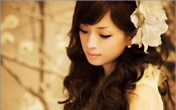 恭喜！日本天后滨崎步怀二胎，为何父亲身份至今成谜？