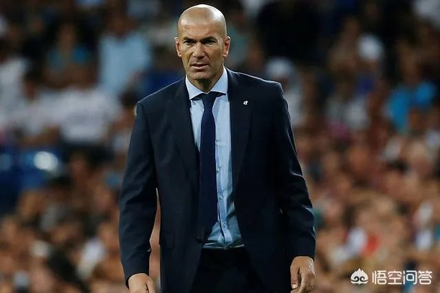 皇马今日18点举行董事会，将宣布齐达内回归，索拉里已与队友告别，你怎么看？