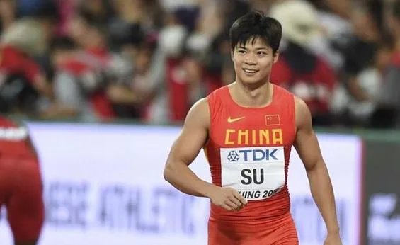 苏炳添花16万给老人发红包为何会遭到部分网友的吐槽?