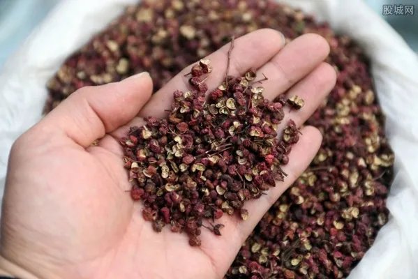 大红袍花椒多少钱一斤 和普通花椒有什么区别？