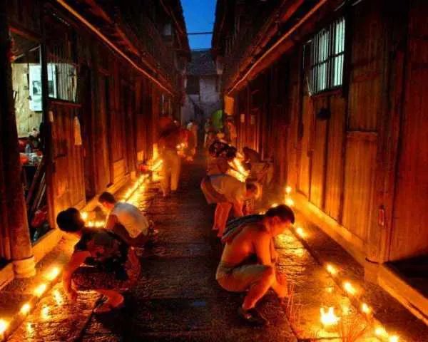 七月三十是什么日子