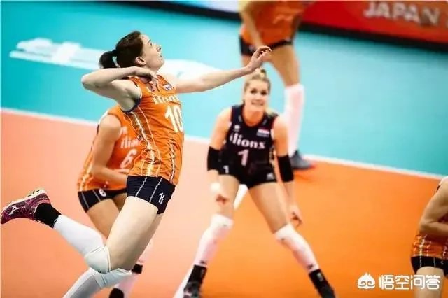 美国两连败中国队进入四强,对阵塞尔维亚有利还是意大利有利?