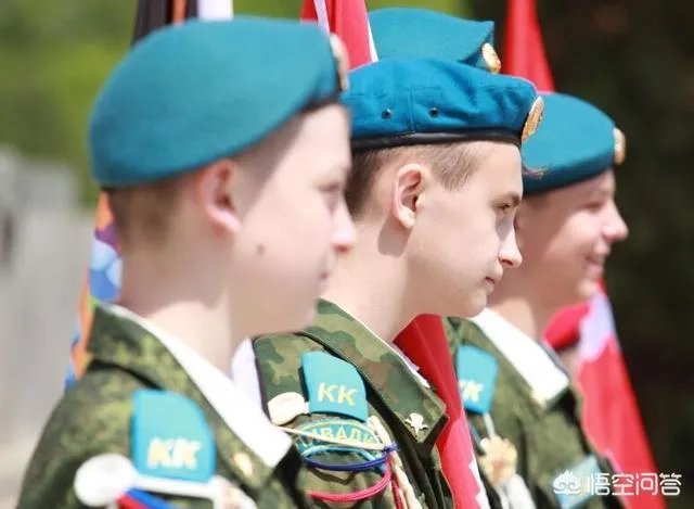 70-200镜头究竟是F2.8实用还是F4实用？