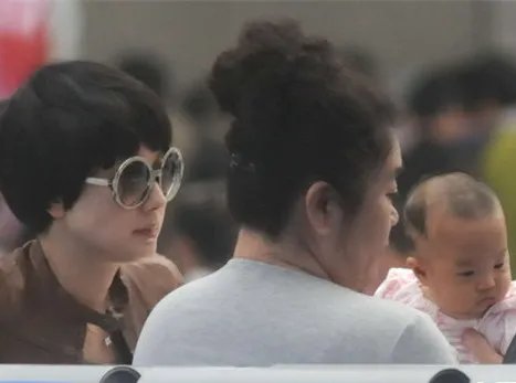 马伊琍二胎怀女儿被证实 自曝害怕两公主出嫁落泪