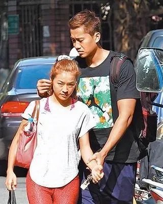 小娴何守正结婚了吗？ 揭秘其情感经历