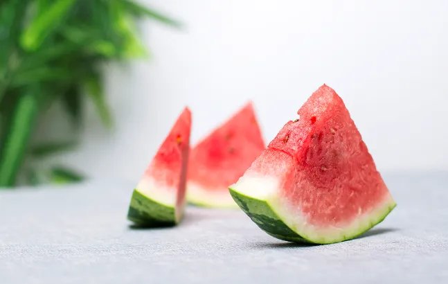 立秋吃西瓜有什么好处 立秋吃西瓜的由来