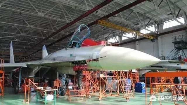 一名美国飞行员在乌克兰试乘苏-27时坠毁遇难,你怎么看?