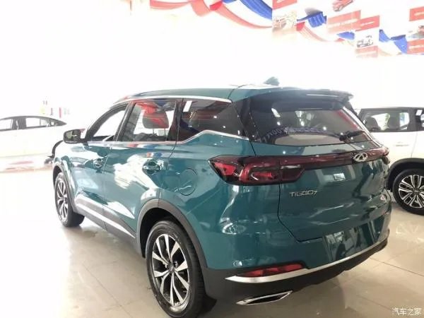 到店看车,多方位欣赏全新一代瑞虎7的身姿!