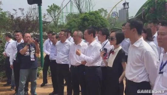 中国首富王健林现身熊猫TV 人气爆棚超30万观众