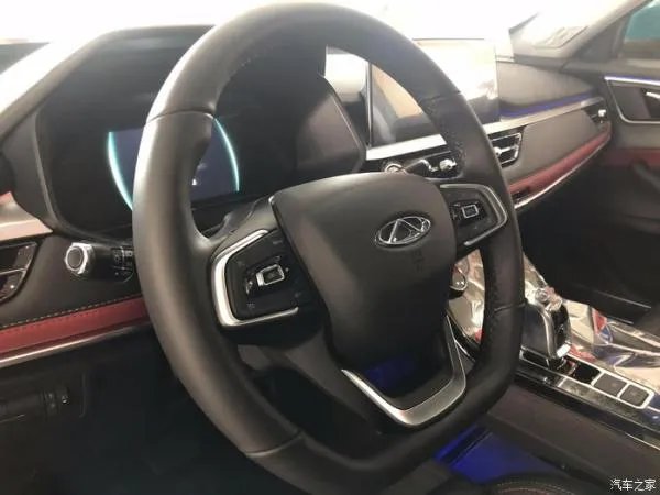 到店看车,多方位欣赏全新一代瑞虎7的身姿!