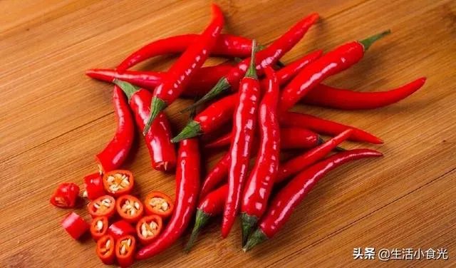 如何切辣椒不辣手？