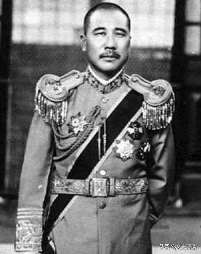 为什么对张宗昌的诗词评价那么高，说他前无古人后无来者？