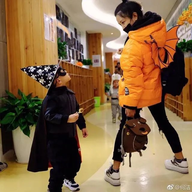 超女何洁为什么离婚了