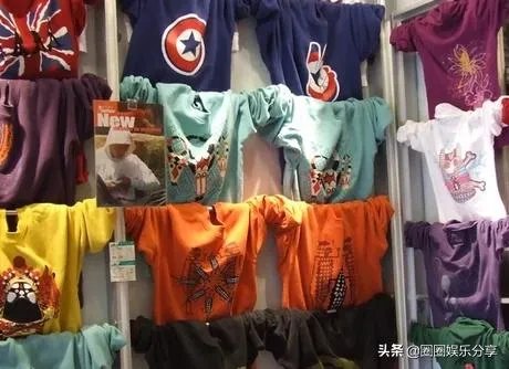 有哪些时尚的情侣装品牌推荐?