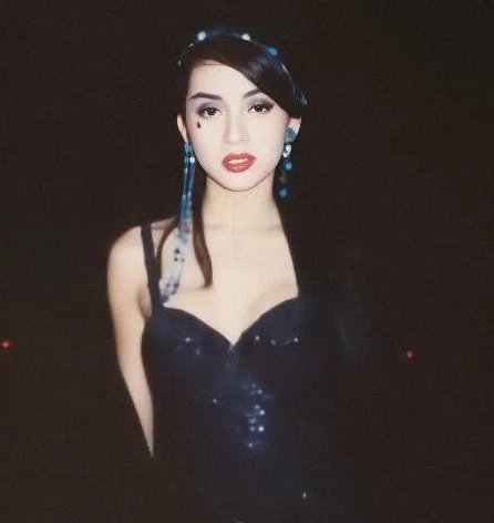 伊能静评论梅艳芳,她到底说了什么?为什么会引发网友众怒?