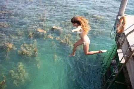 男子跳海轻生后悔是怎么回事？