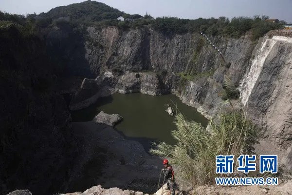 天马山深坑的酒店项目