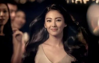 张雨绮说自己唯独不怕没作品，一个艺人的底气应该来自于美貌还是作品