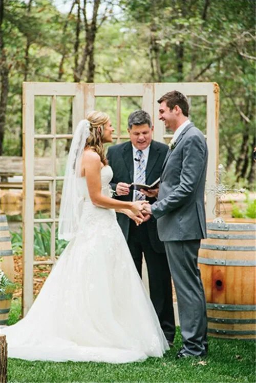 结婚司仪台词欣赏 请一个婚礼司仪多少钱