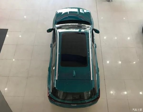 到店看车,多方位欣赏全新一代瑞虎7的身姿!