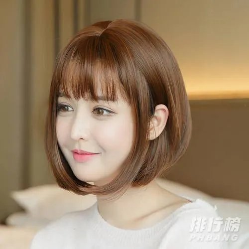 2020适合圆脸的发型有哪些_2020适合圆脸的发型女