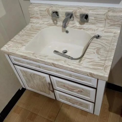 微晶石台面和陶瓷台面到底哪个好？微晶石台面优缺！