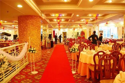 适合办婚礼的酒店有哪些  一般婚宴酒店多少一桌