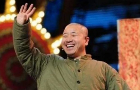 51岁“刘能”二婚后儿女双全，前妻照片曝光：他为什么要离婚？