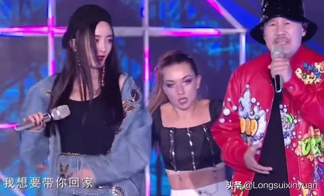 腾格尔怎么了。转型了？