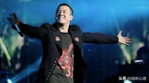 网红怒怼杨坤，你认为杨坤的音乐成就怎么样？